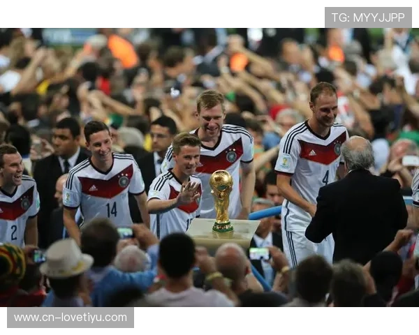 以马丁内利首次戴帽圆梦全力冲击世界杯参赛资格的目标与决心